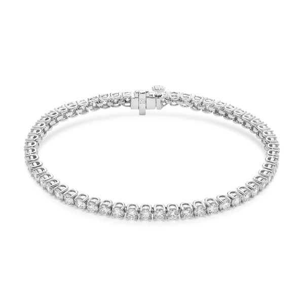 Overview of 5.25 carat total weight white gold tennis bracelet