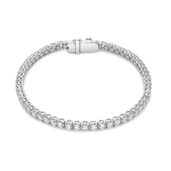 Overview of 5.5 carat total weight white gold tennis bracelet