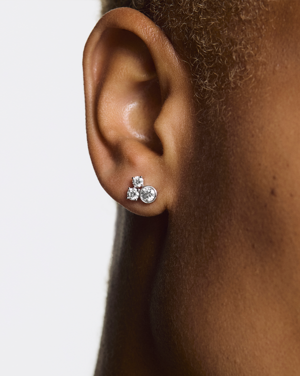 Model view of the white gold Waverly studs