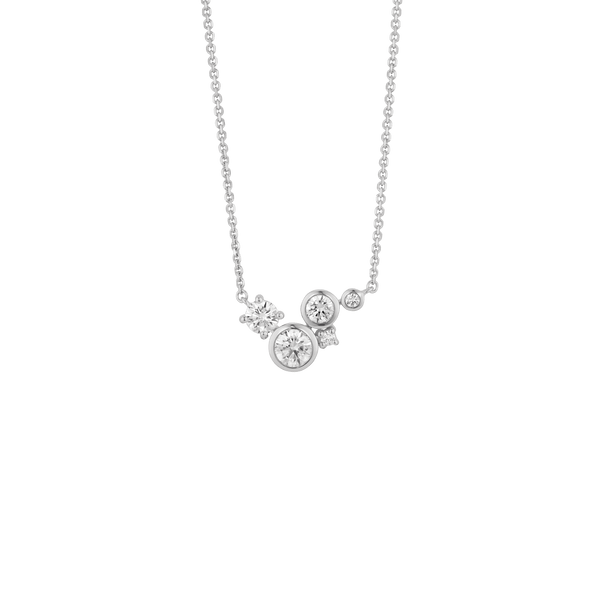 Front view of the white gold Alberta necklace