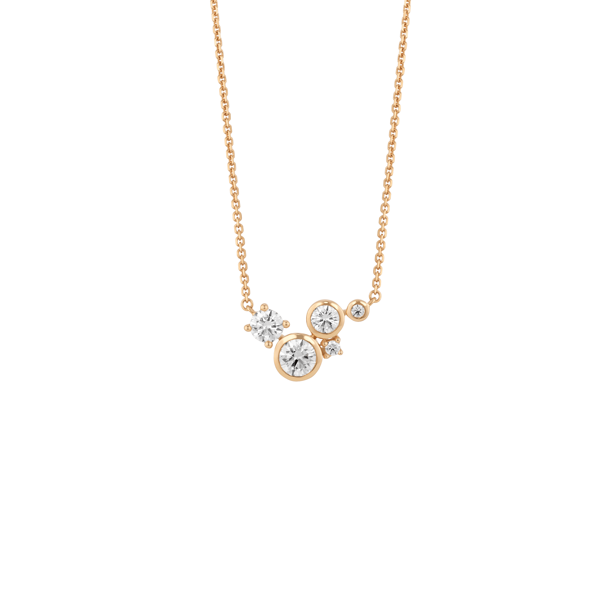 Front view of the yellow gold Alberta necklace