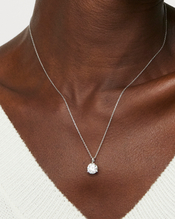 The Round Brilliant Solitaire Bale Pendant