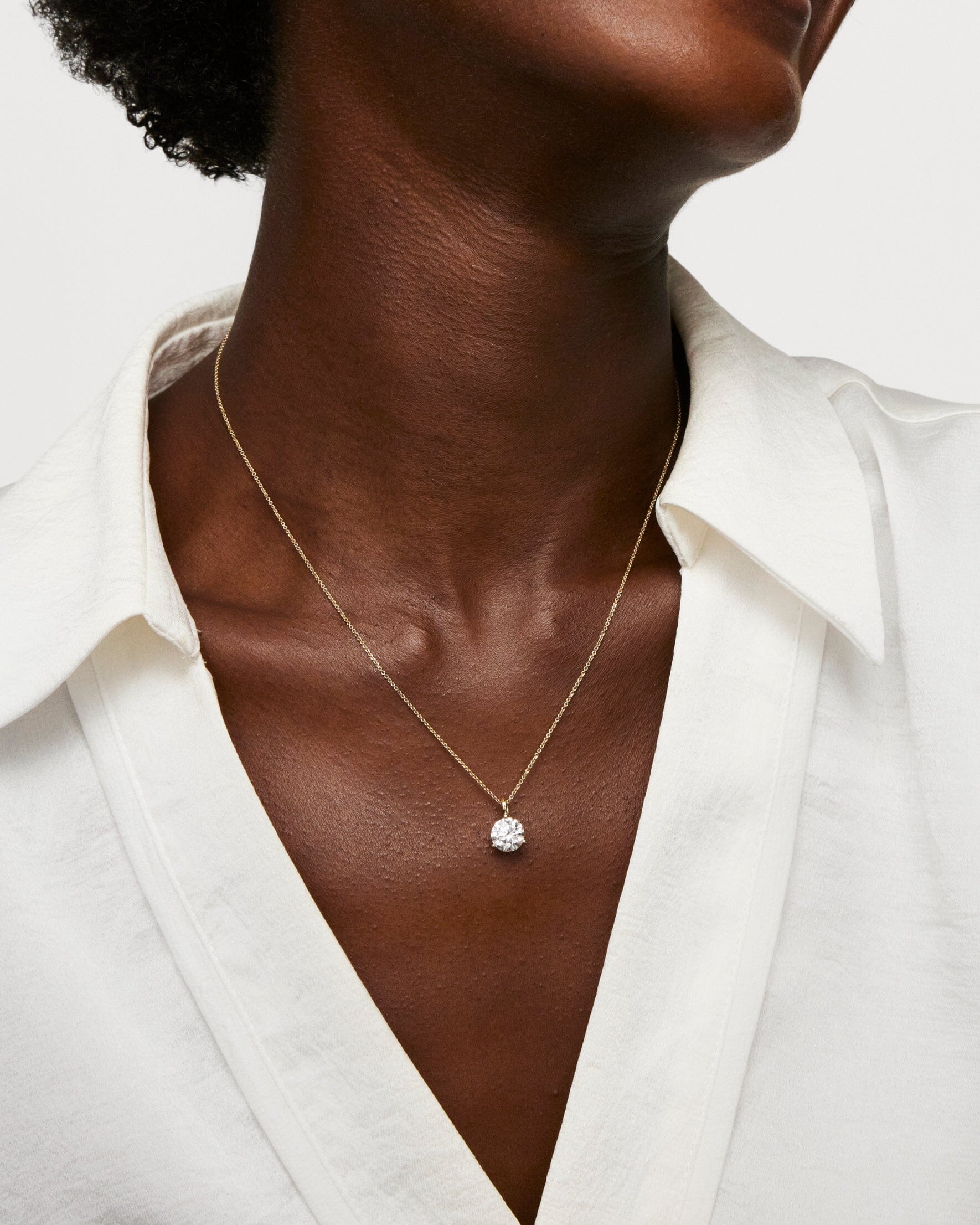 The Round Brilliant Solitaire Bale Pendant