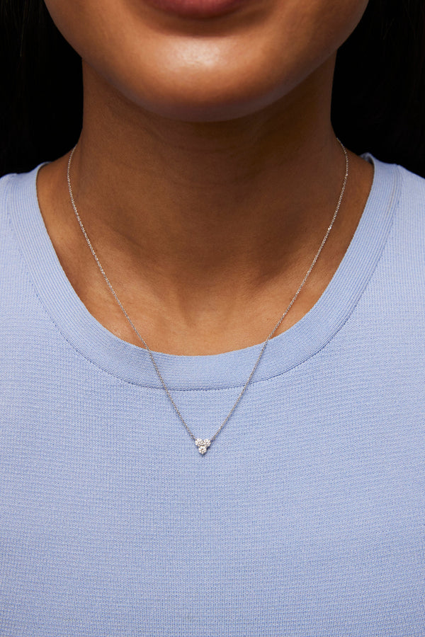 Model image of white gold, mini trio pendant