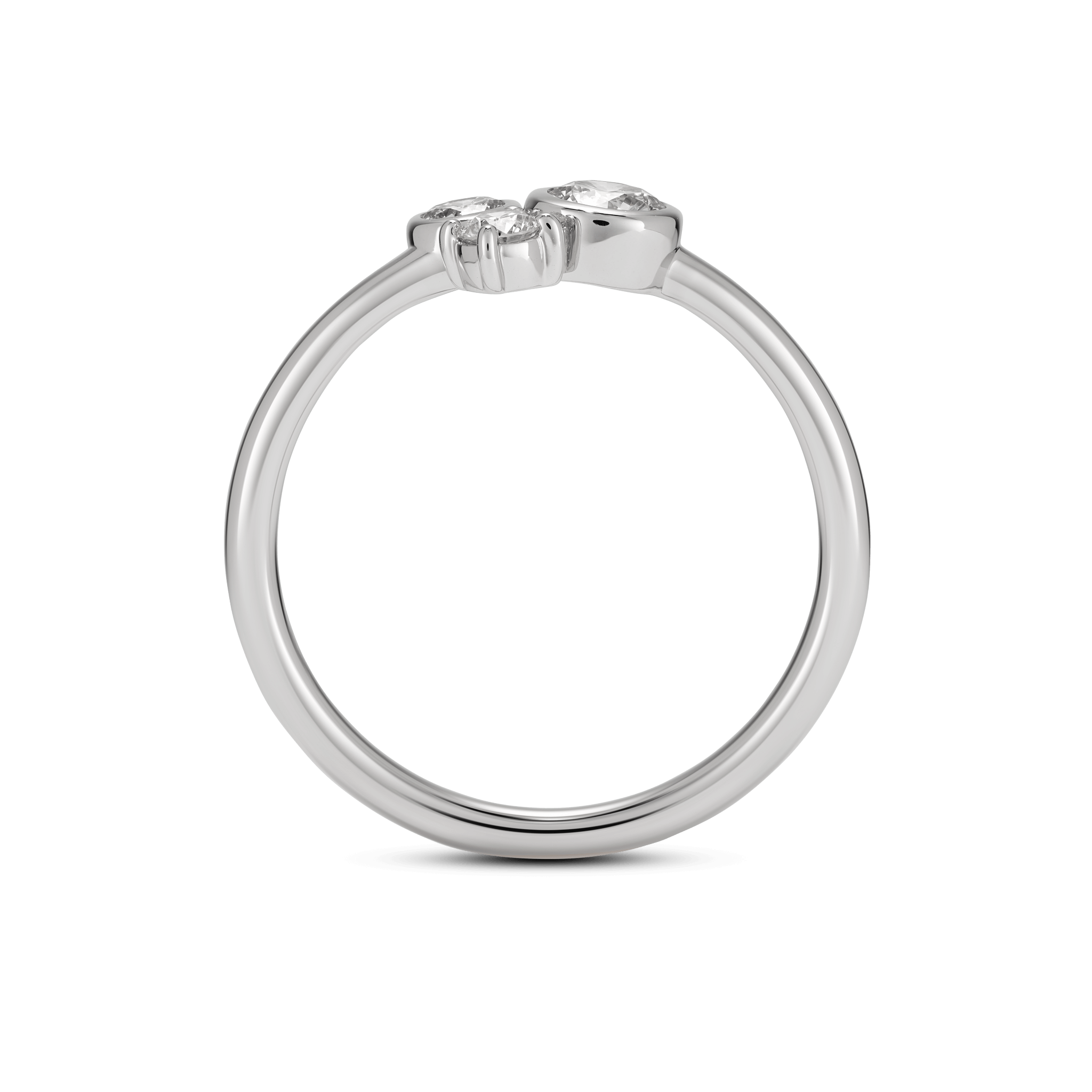 Profile view of the white gold, 3 stone Sellwood Ring