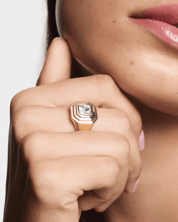 Model view of the Lightbox Cut Collection ring in yellow gold